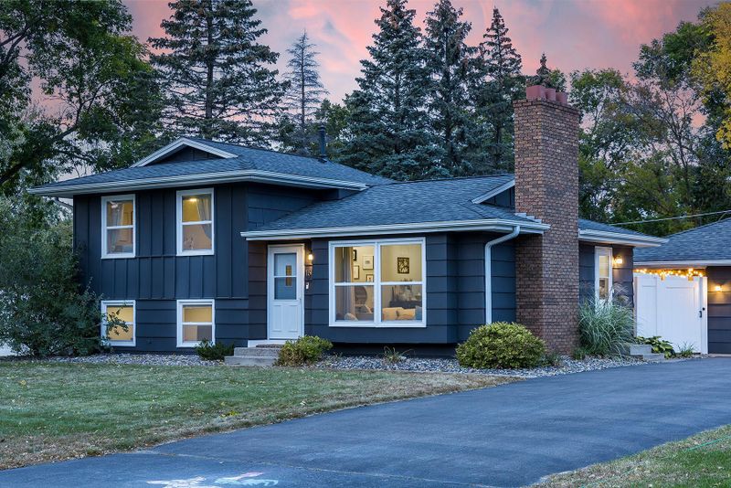 16610 Gannon Ave W, Rosemount, MN 55068