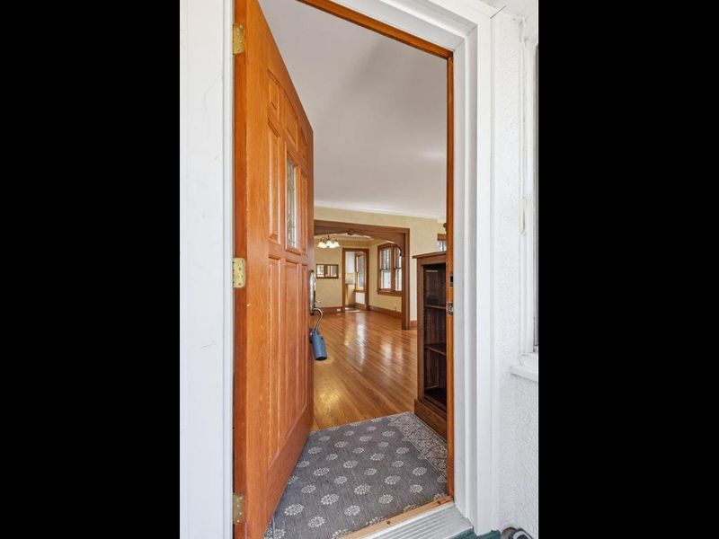 3651 45th Ave S, Minneapolis, MN 55406