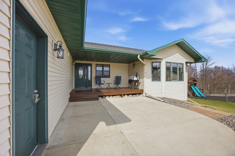 290 Bennett Rd, Vergas, MN 56587