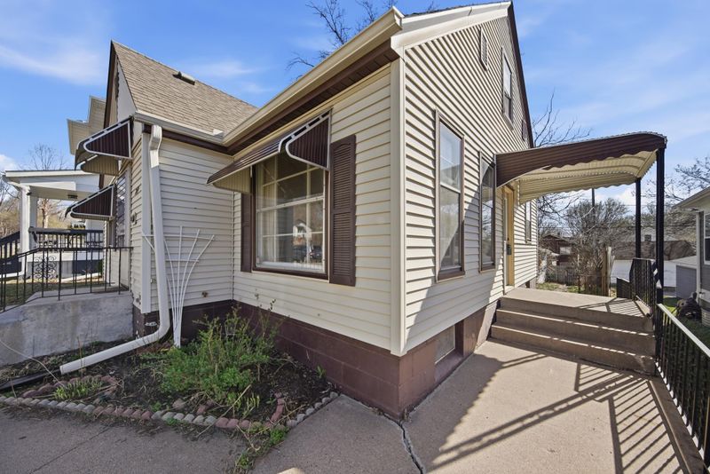 2022 Sheridan Ave N, Minneapolis, MN 55411