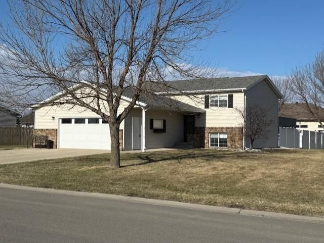 313 15th St N, Breckenridge, MN 56520