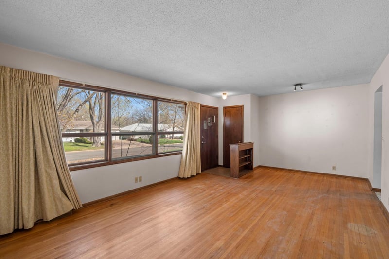 5251 Quebec Ave N, New Hope, MN 55428