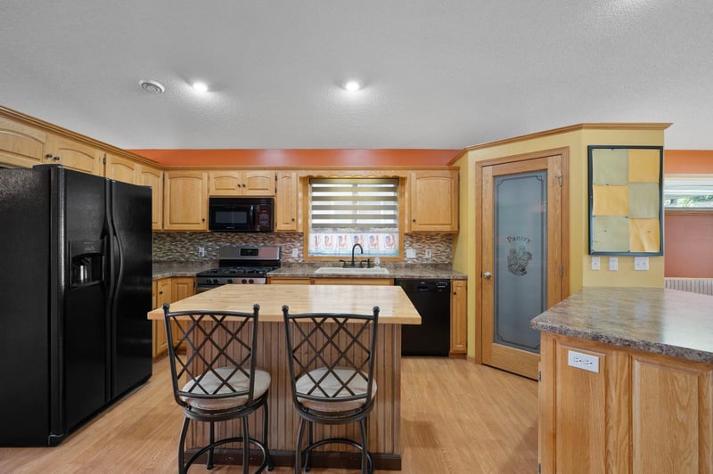 226 Quill St NE, Kimball, MN 55353