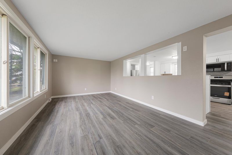 206 Julia St, Claremont, MN 55924