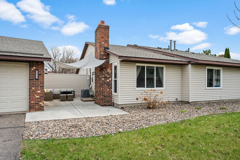 9312 Indian Blvd S, Cottage Grove, MN 55016