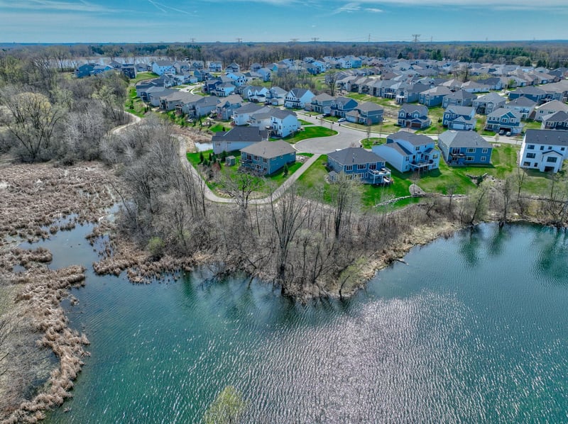 1037 Oakwood Ct, Newport, MN 55055