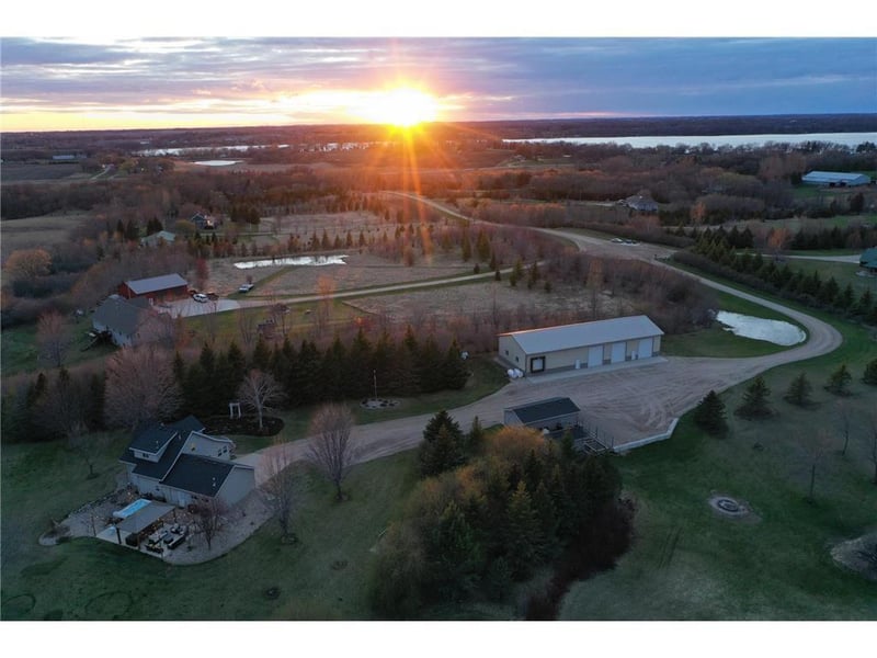 4909 County Road 9 NE, Willmar, MN 56201