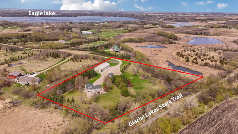 4909 County Road 9 NE, Willmar, MN 56201