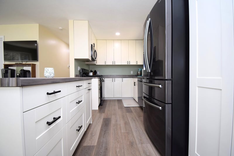 6502 Burnikel Rd, Siren, WI 54872
