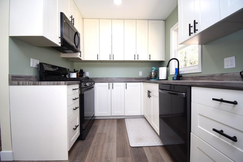 6502 Burnikel Rd, Siren, WI 54872