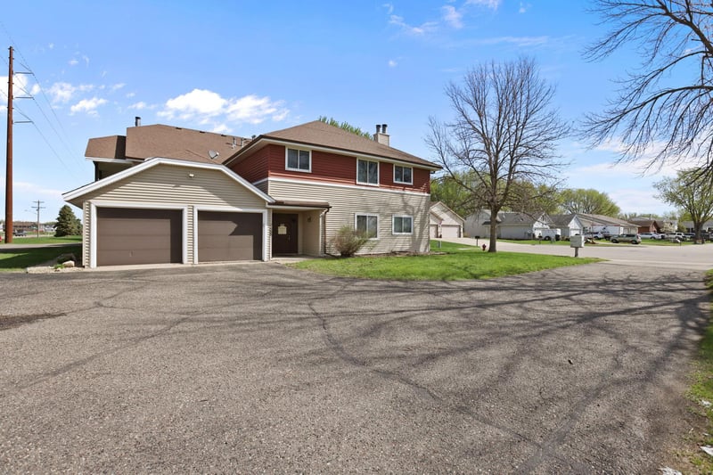 4455 Westdel Rd, Farmington, MN 55024