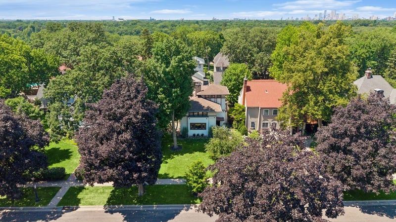 151 Woodlawn Ave, Saint Paul, MN 55105