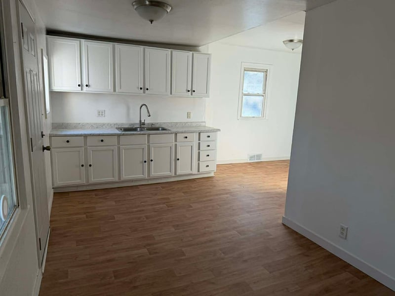 351 Maryland Ave E, Saint Paul, MN 55130