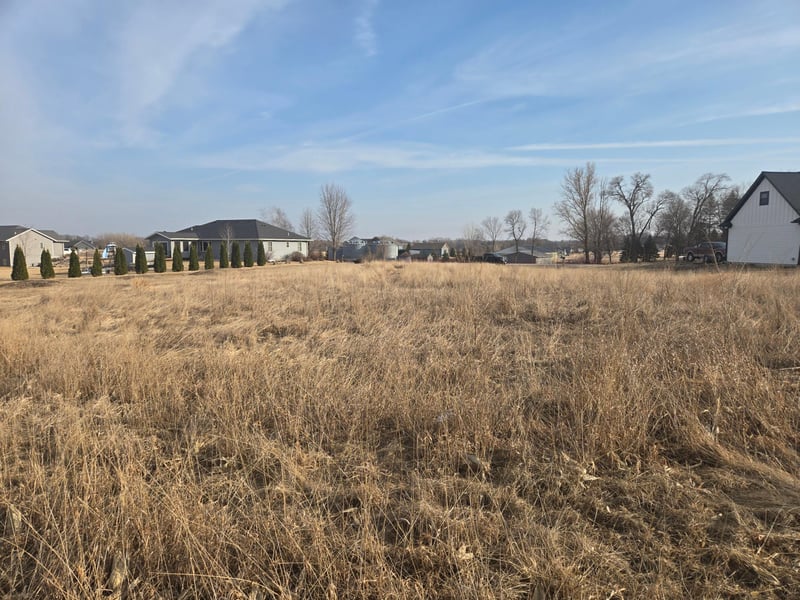 31564 Clarks Ct, Kasota, MN 56050