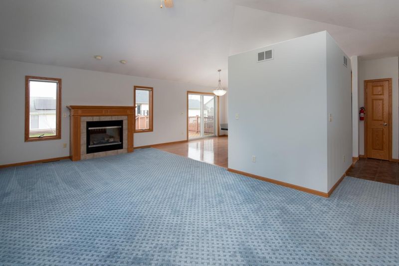 104 Cole Ct, Mankato, MN 56001