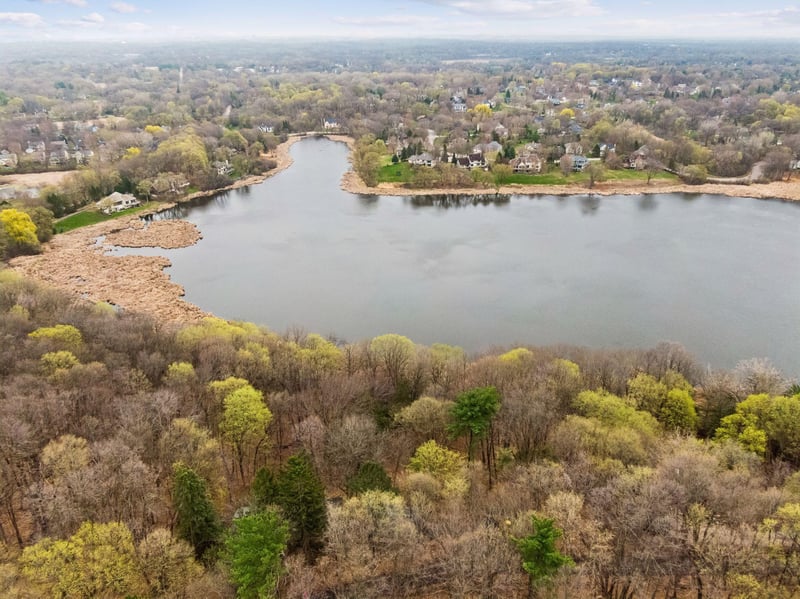 58XX Ridge Rd, Shorewood, MN 55331