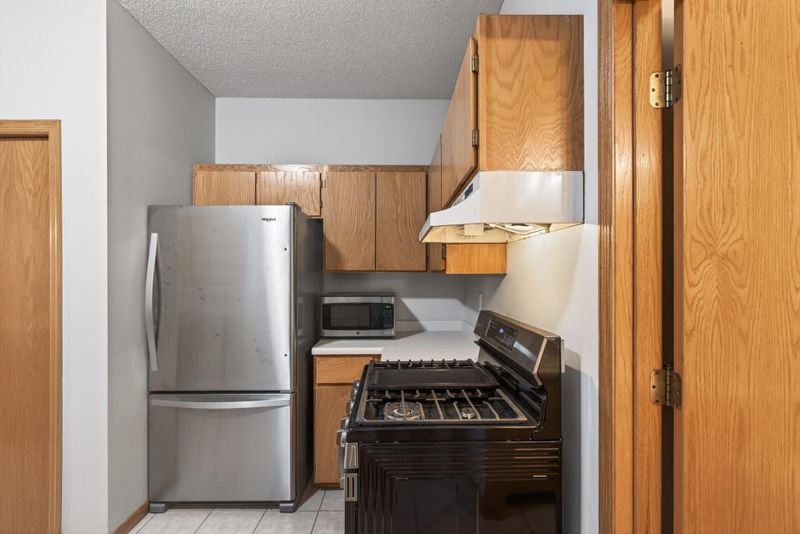 579 Roundhouse St, Shakopee, MN 55379