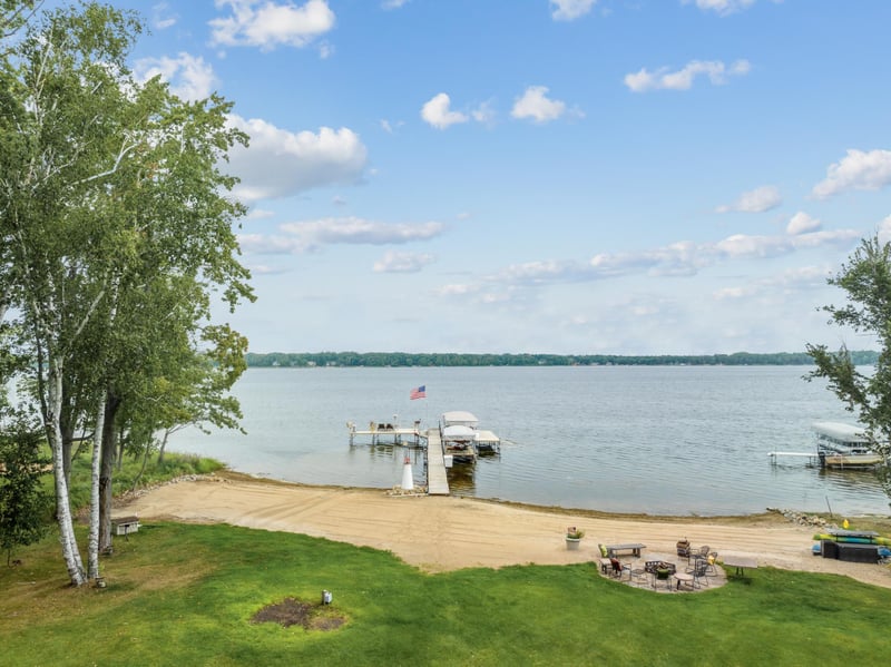 10067 N Long Lake Rd, Brainerd, MN 56401