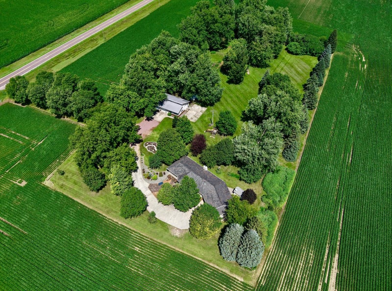 27412 County Road 6, Westbrook, MN 56183