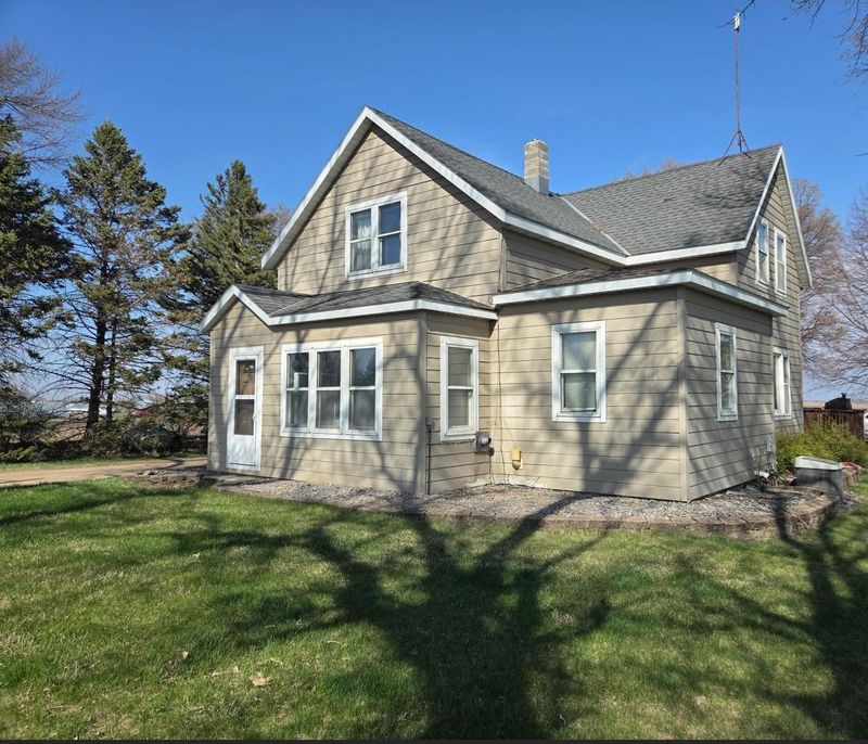 20479 Laser Ave, Sanborn, MN 56083