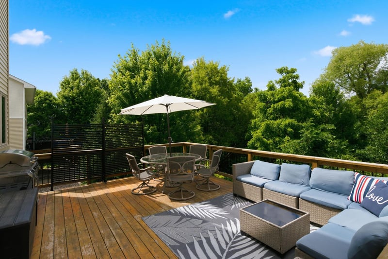 2580 Acorn Rn, Victoria, MN 55386