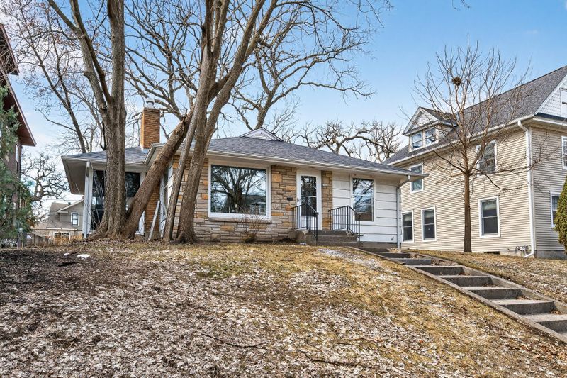 2842 Irving Ave S, Minneapolis, MN 55408