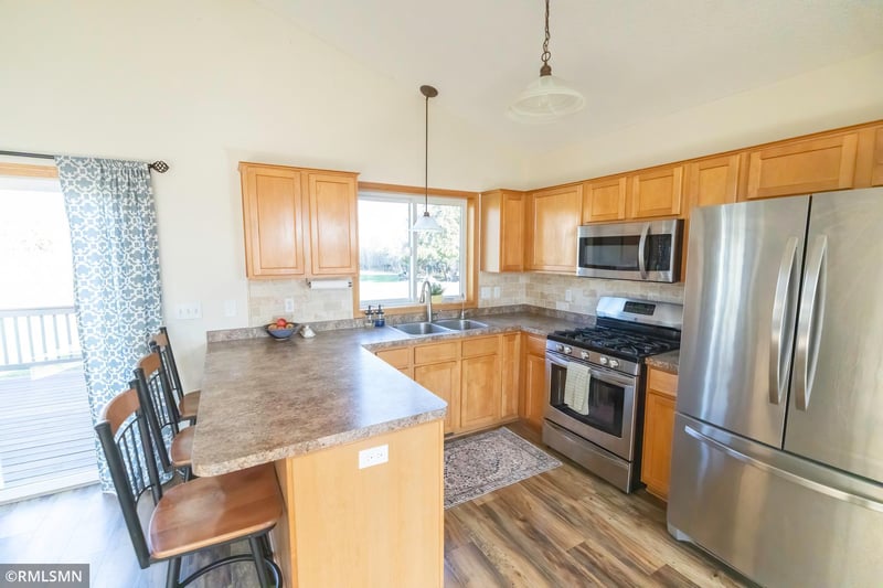 201 Pine St, Cannon Falls, MN 55009