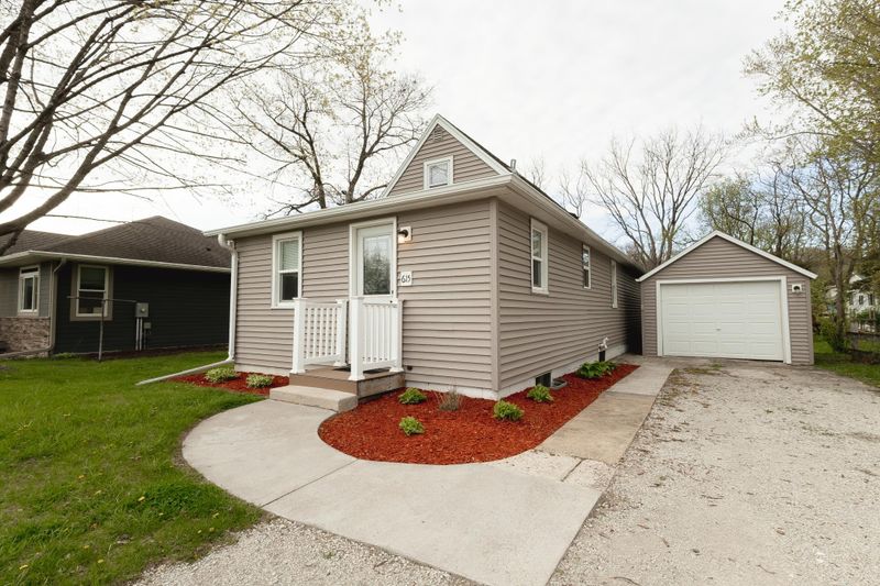 615 Union St NE, Chatfield, MN 55923