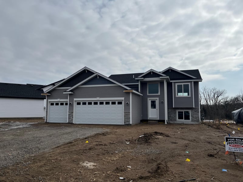 22842 Topaz St, Saint Augusta, MN 56301
