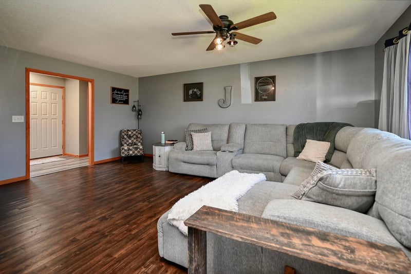 210 Birch St, Hokah, MN 55941