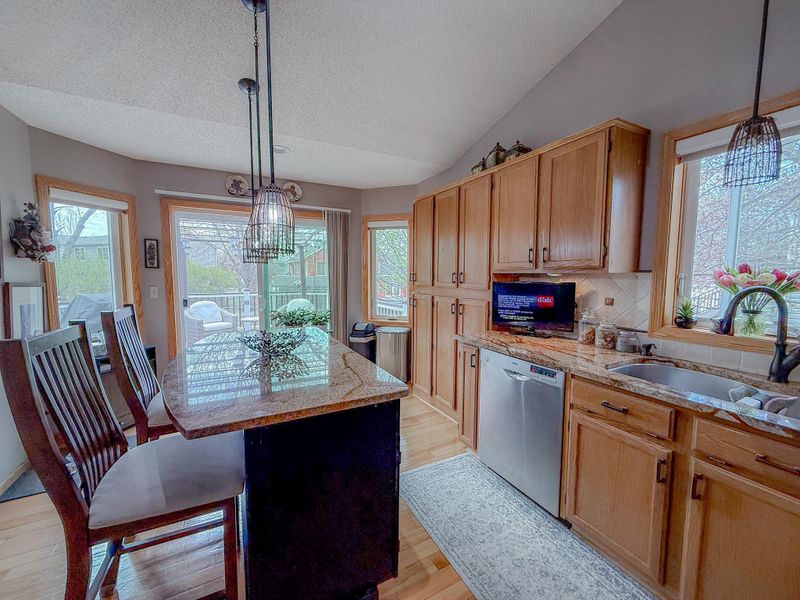 9681 82nd St S, Cottage Grove, MN 55016