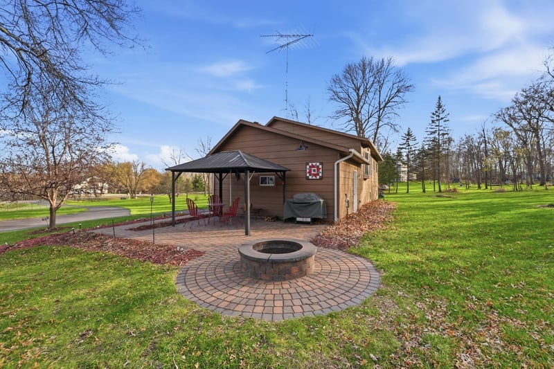25297 Lake Rd, Rockville, MN 56301