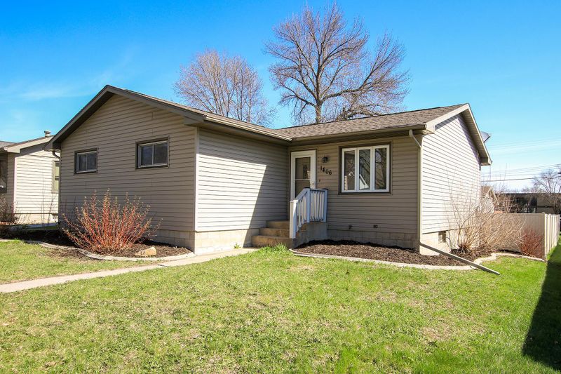 1406 N Payne St, New Ulm, MN 56073