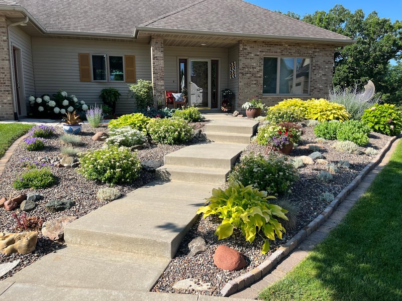 2708 Century Ln NE, Rochester, MN 55906
