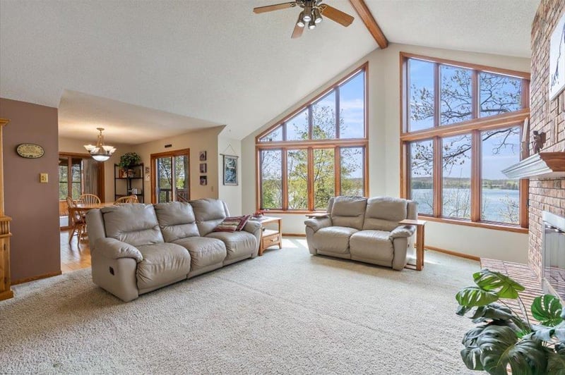 2123 Red Oak Dr SW, Brainerd, MN 56401