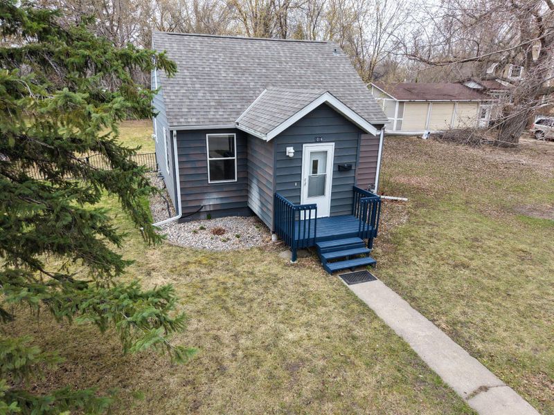 1016 Ella Ave NW, Willmar, MN 56201