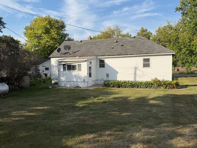 104 Atlantic Ave S, Herman, MN 56248