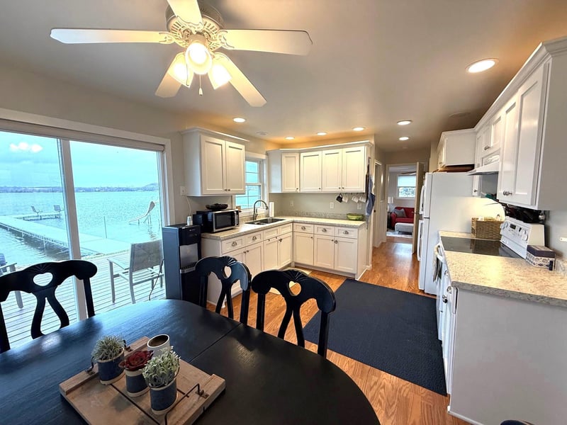 12589 13th St NW, Spicer, MN 56288