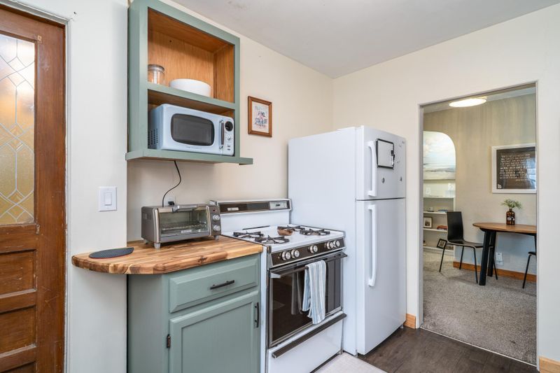 601 N Front St, Crookston, MN 56716