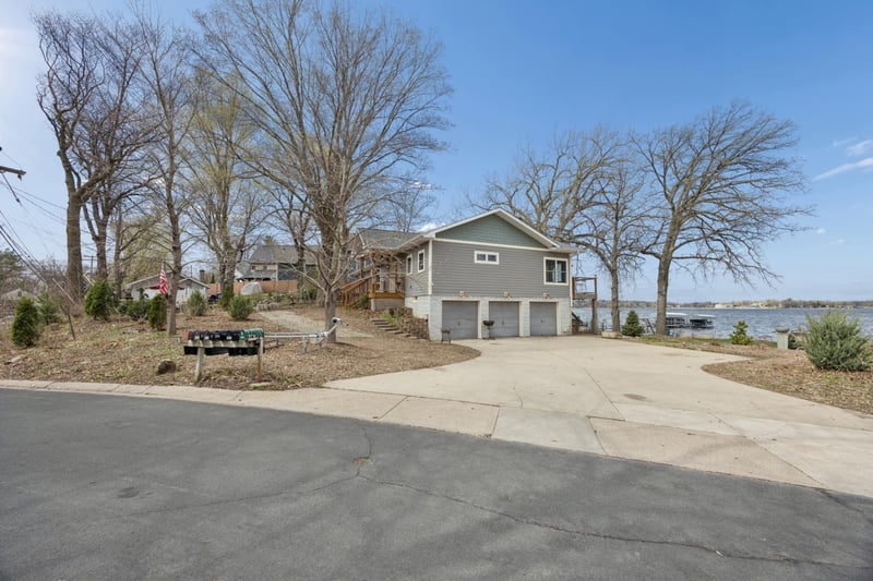 5000 Tuxedo Blvd, Mound, MN 55364