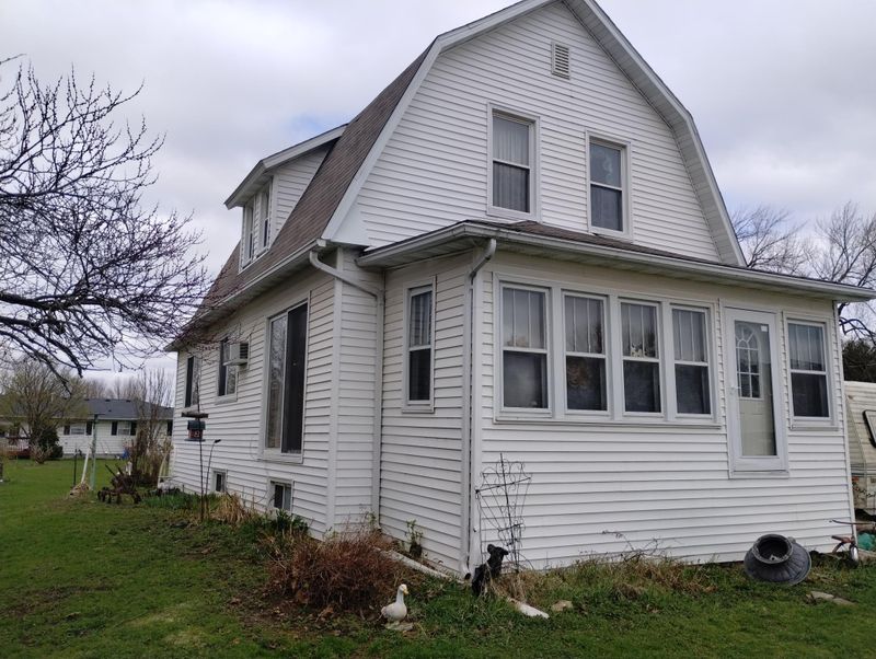 500 Highland St, West Concord, MN 55985