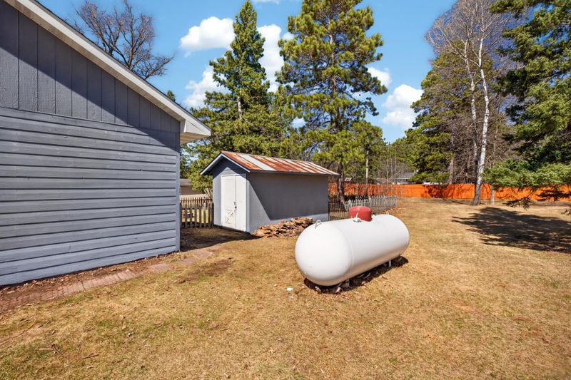 400 Main St W, Nevis, MN 56467