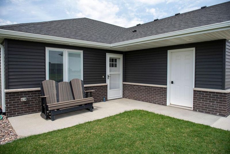 99 Brittany Way SE, Grand Meadow, MN 55936