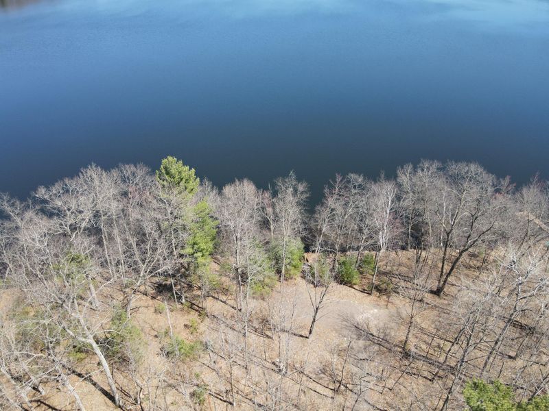 N4385 Red Oak Ln, Stone Lake, WI 54876