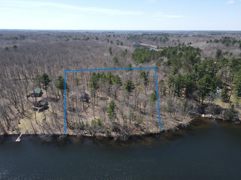 N4385 Red Oak Ln, Stone Lake, WI 54876