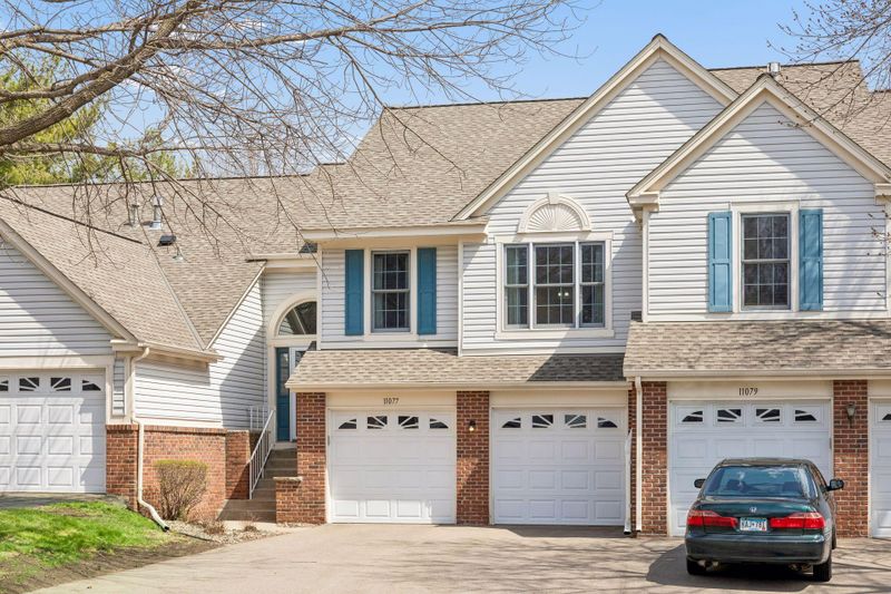 11077 Oregon Curve, Bloomington, MN 55438