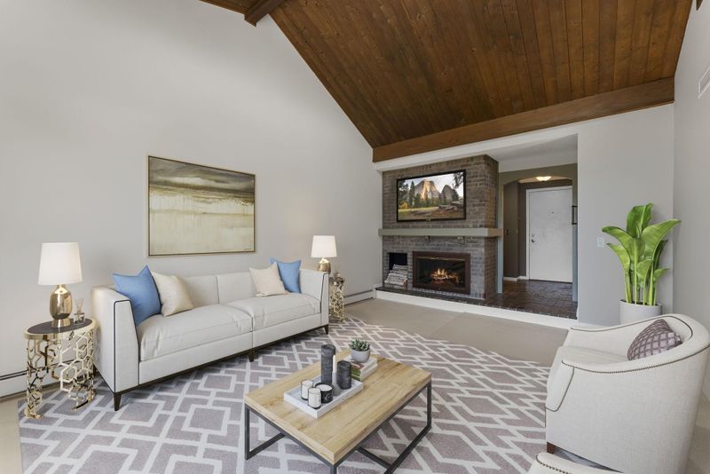 6085 Lincoln Dr #317, Edina, MN 55436