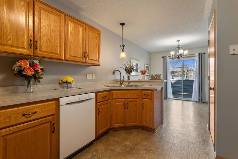 11011 Douglas Ln N, Champlin, MN 55316