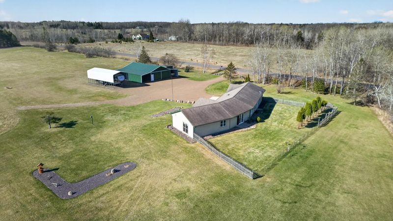 35842 Cloverdale Rd, Hinckley, MN 55037