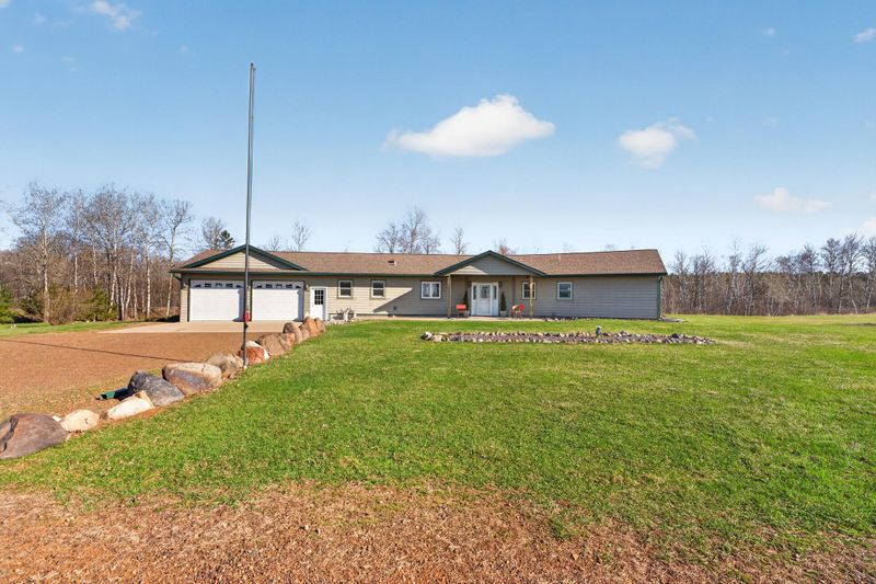 35842 Cloverdale Rd, Hinckley, MN 55037